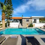 Villa Queen's Gem Luxury - Heated Jacuzzi & Pool
