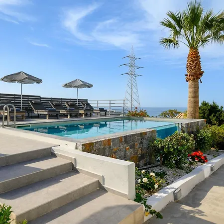 Queen's Gem Luxury - Heated Jacuzzi&pool *