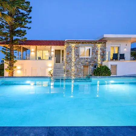 빌라 Queen's Gem Luxury - Heated Jacuzzi & Pool