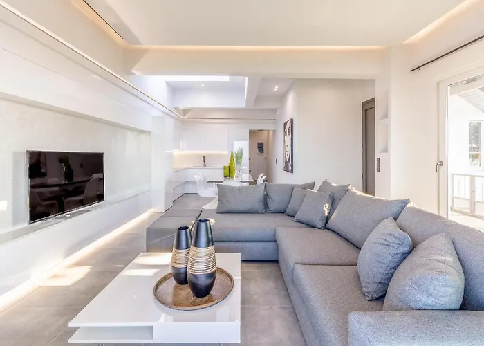 Villa Queen's Gem Luxury - Heated Jacuzzi & Pool Hersonissos (Crete)