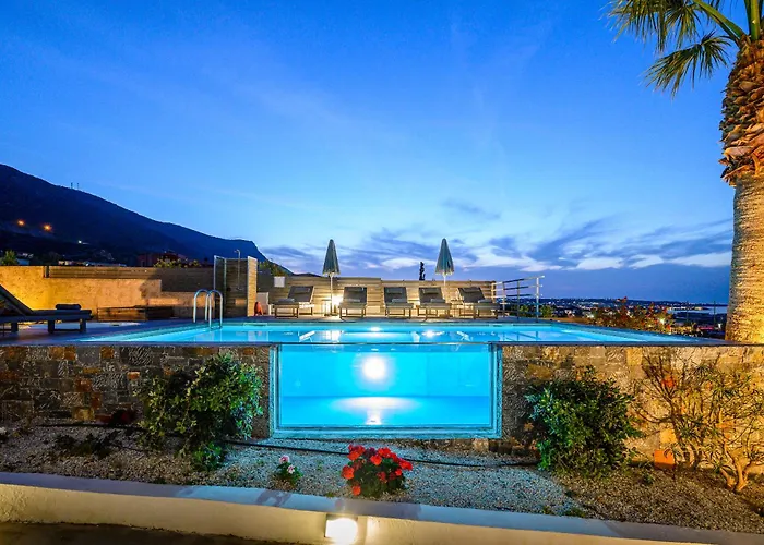 Queen's Gem Luxury - Heated Jacuzzi & Pool * Hersonissos (Crete)