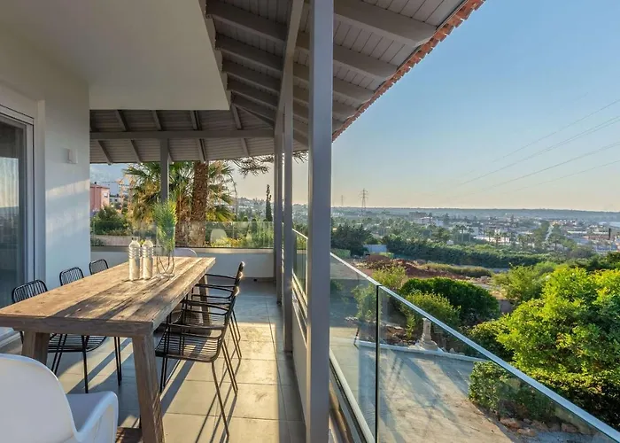 Vila Queen's Gem Luxury - Heated Jacuzzi & Pool *