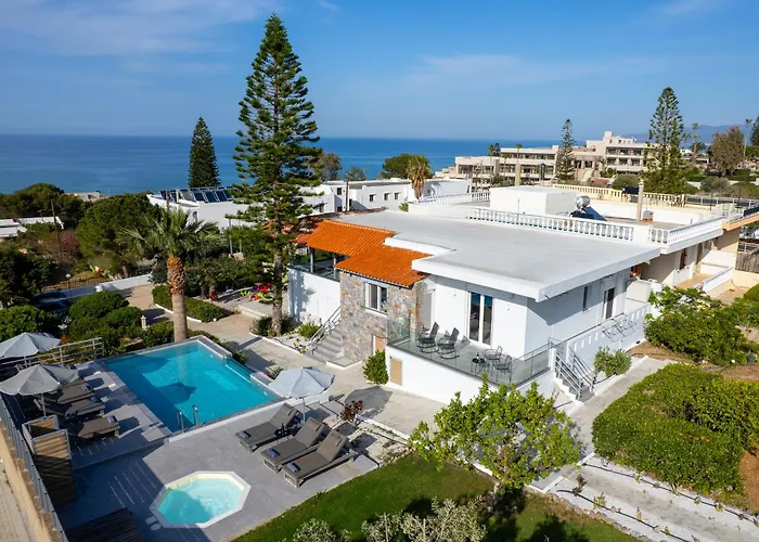 Queen's Gem Luxury - Heated Jacuzzi & Pool * Hersonissos (Crete)